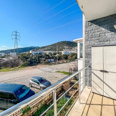 Spacious 2 Bedroom House With A View In Konacik Apartment Bodrum